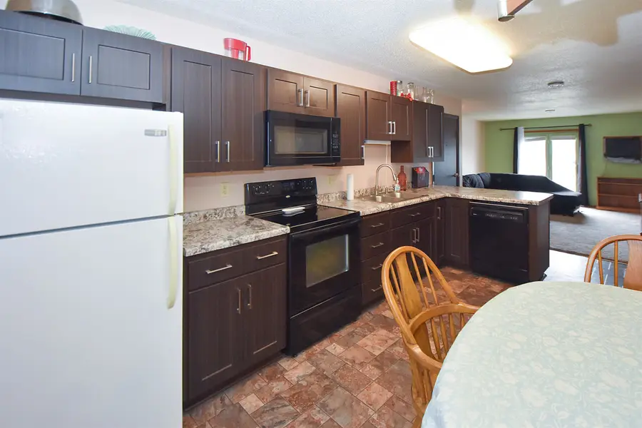 1824 15  St SW, Minot, ND 58701 - #3