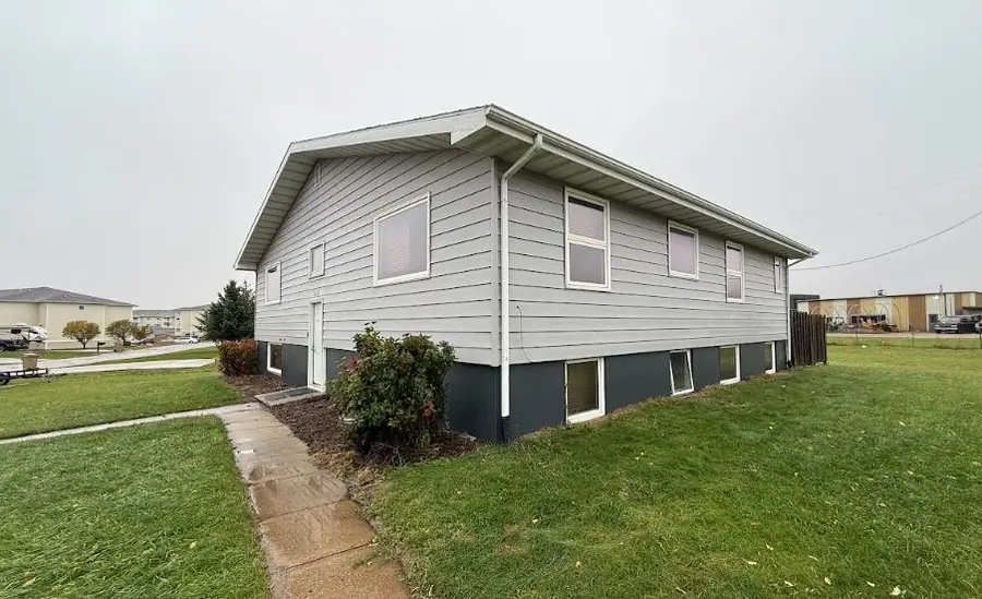 4010 Main St S, Minot, ND 58701 - #2