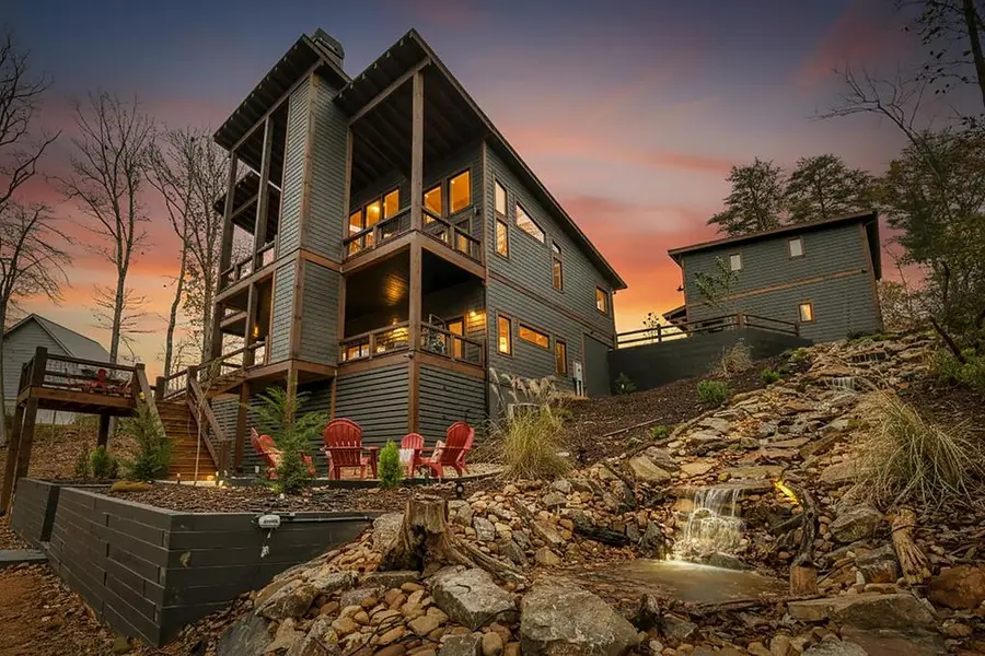 590 Deer Crest Road, Blue Ridge, GA 30513 - Image #2