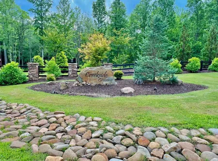 82 Barrell Knot Court, Talking Rock, GA 30175 - Image #2