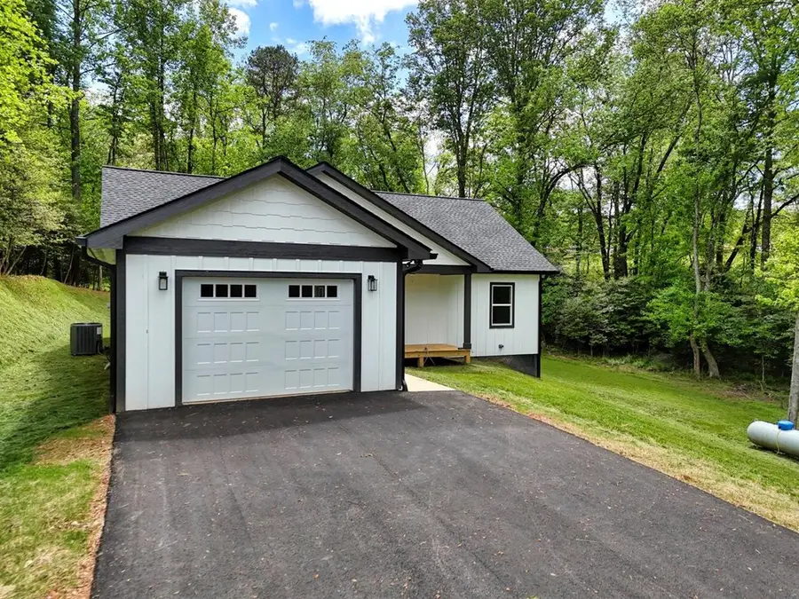 98 Oxford Trail, Blairsville, GA 30512 - Image #2