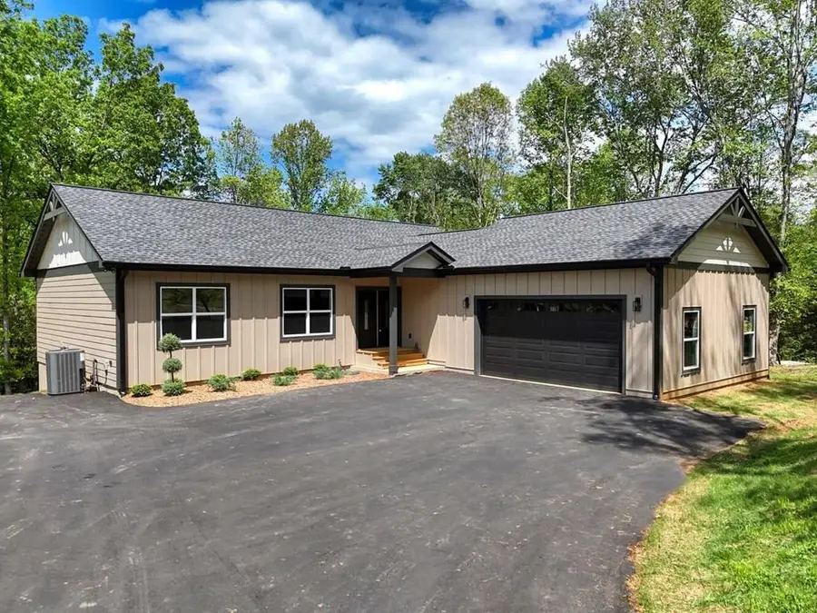 137 Oxford Trail, Blairsville, GA 30512 - Image #2