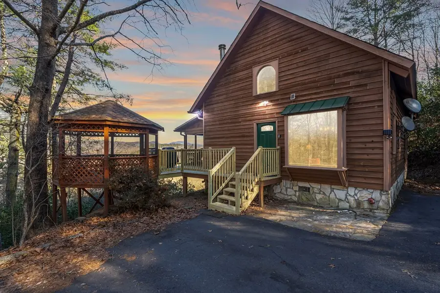 517 Ridge Road, Blue Ridge, GA 30513 - Image #3