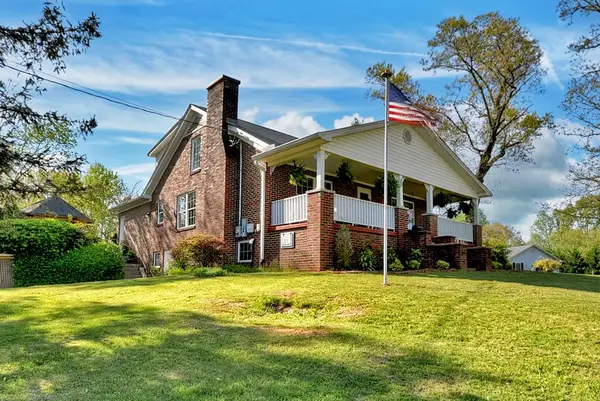 456 Lavista Drive, Blue Ridge, GA 30513