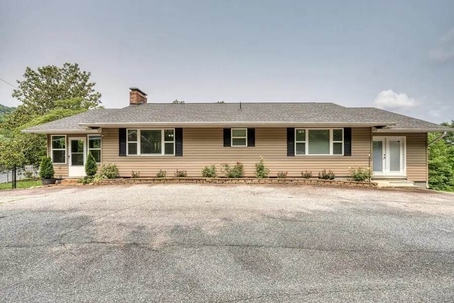 497 Hidden Lake Road, Blairsville, GA 30512 - Image #2