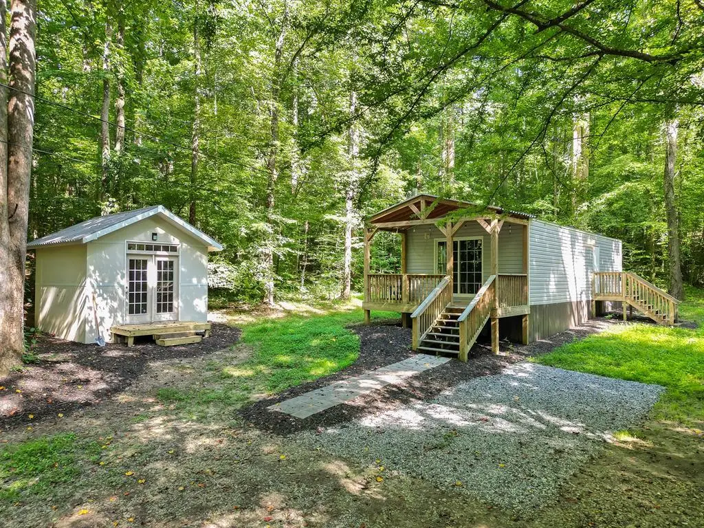 414 Twin Mountain Lake Circle, Talking Rock, GA 30175 - #1