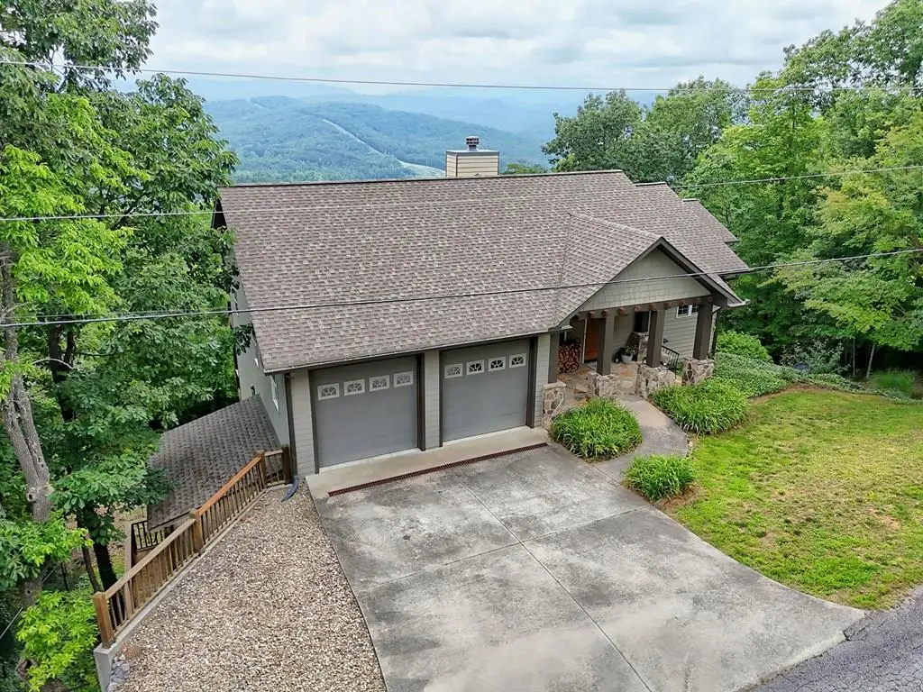 990 Hickory Nut Mountain Rd., Tallulah Falls, GA 30573 - Image #1