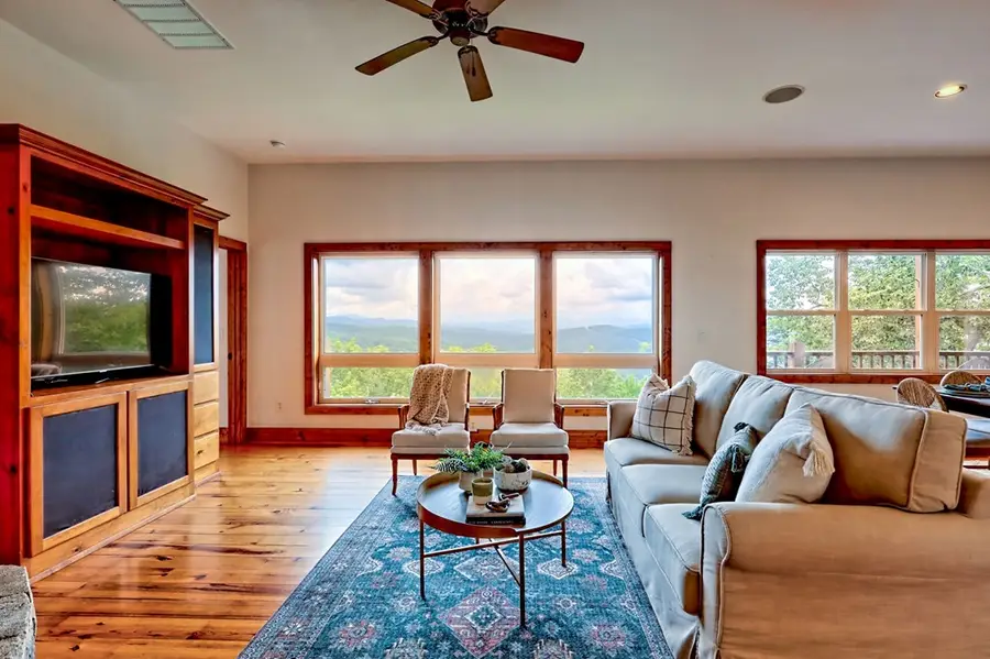 990 Hickory Nut Mountain Rd., Tallulah Falls, GA 30573 - Image #2