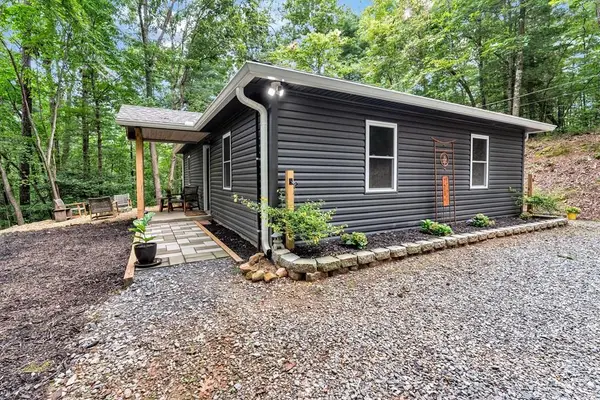 728 Pleasant Gap Road, Ellijay, GA 30540