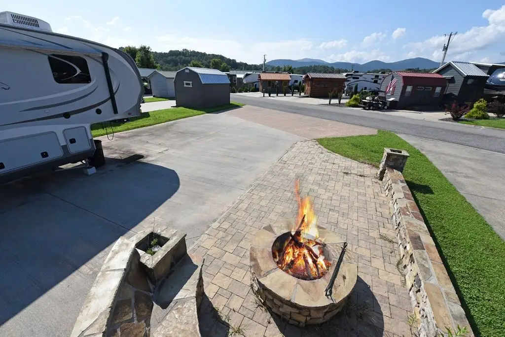 16 Circle Back Lane, Blairsville, GA 30512 - Image #1