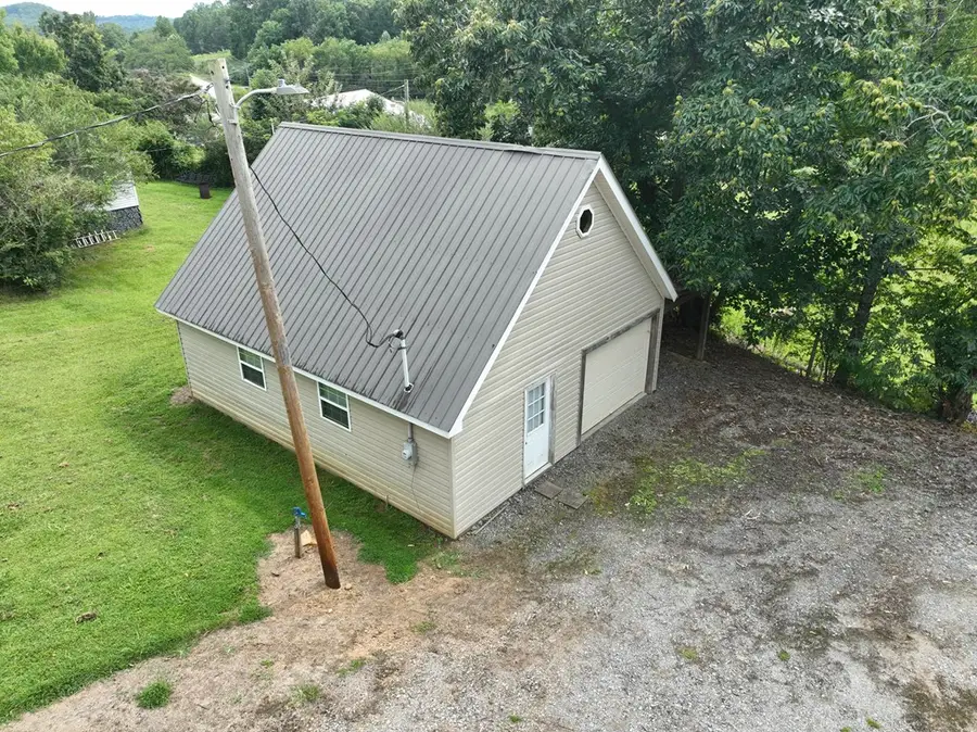 903 Village Road, Hiawassee, GA 30546 - Image #3