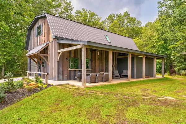 174 Bear Hollow Drive, Mineral Bluff, GA 30559