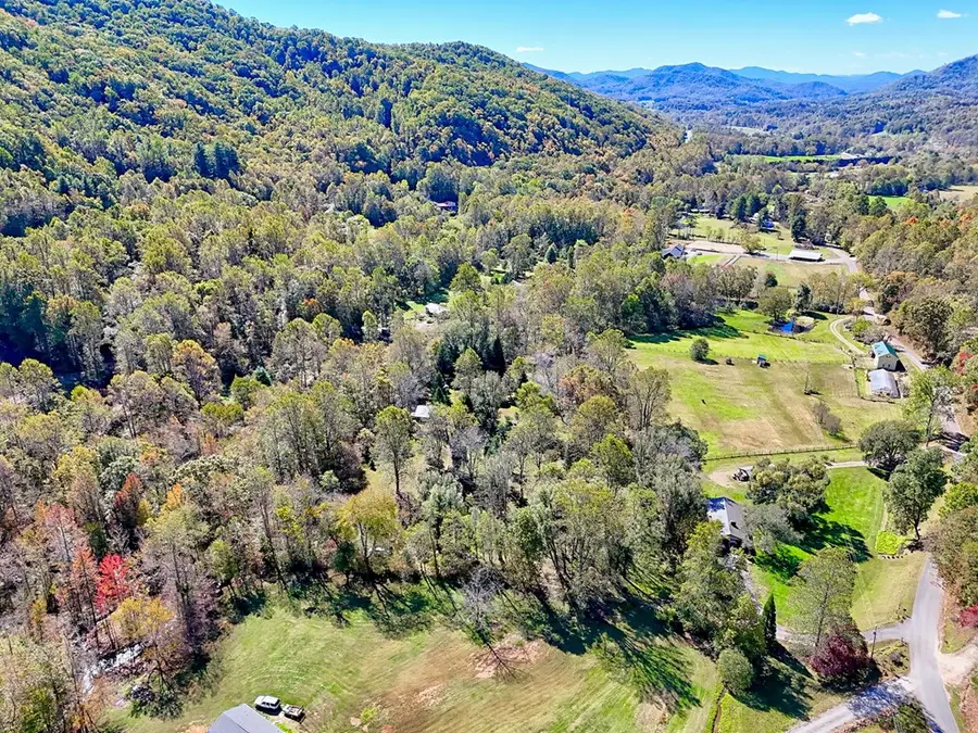 1064 Muskrat Creek Road, Hayesville, NC 28904 - Image #3