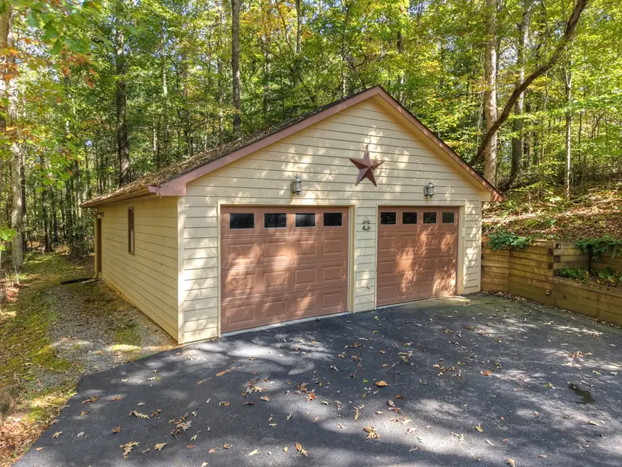 446 Riverwood Road, Ellijay, GA 30536 - Image #3
