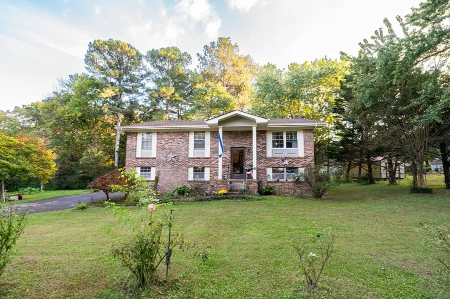 201 Laurelwood Circle, Rossville, GA 30741 - Image #2