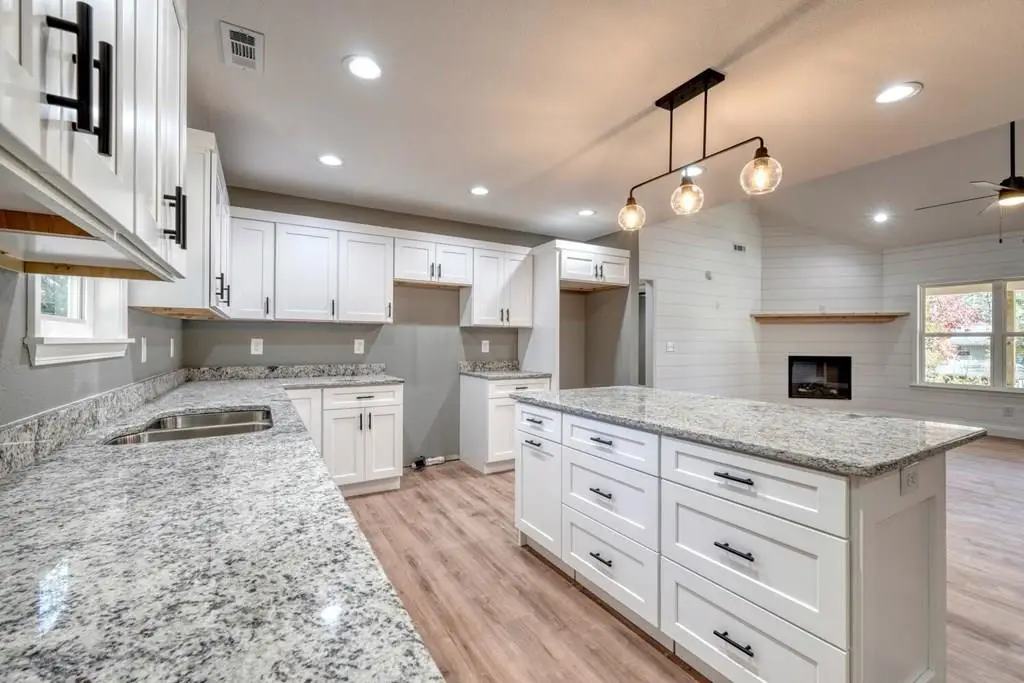 59 Tombstone Drive, Ivylog, GA 50512 - Image #1