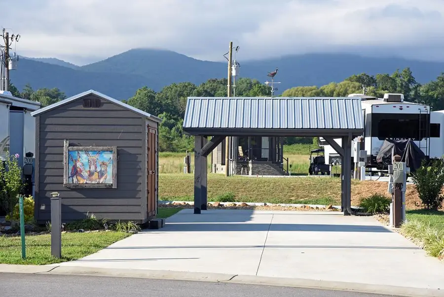 477 Mountain Creek Road, Blairsville, GA 30512 - Image #2