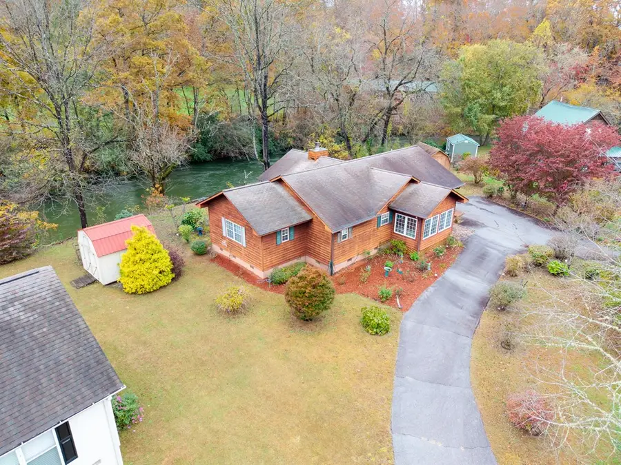 251 Rivers Edge Drive, Hayesville, NC 28904 - Image #3