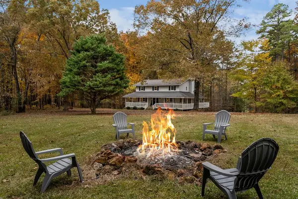 1062 Bethel Church Road, Silver Creek, GA 30173