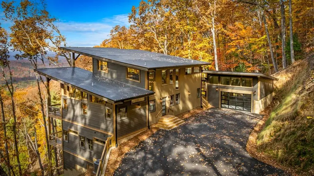 225 Grand Vista Drive, Blue Ridge, GA 30513 - Image #1