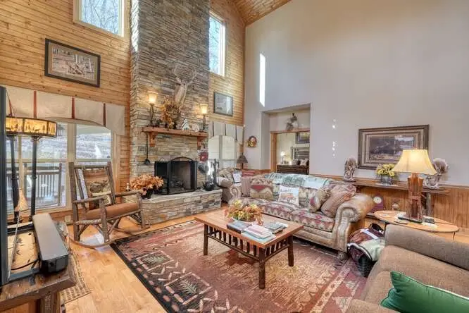 194 Forest Hill Drive, Blairsville, GA 30512 - Image #2