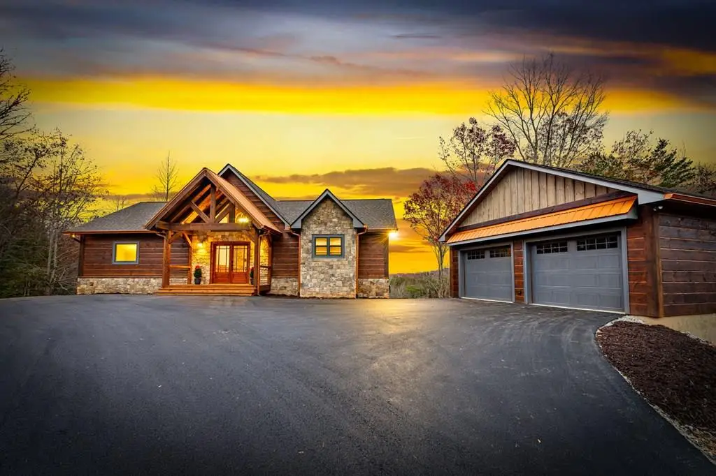 290 Weaver Creek Overlook, Blue Ridge, GA 30513 - Image #1