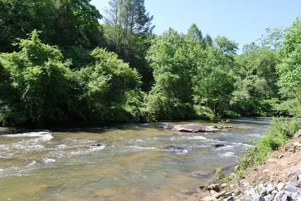 11 Marie Lane, McCaysville, GA 30555