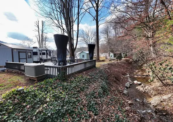 164 Bear Bend, Blairsville, GA 30512