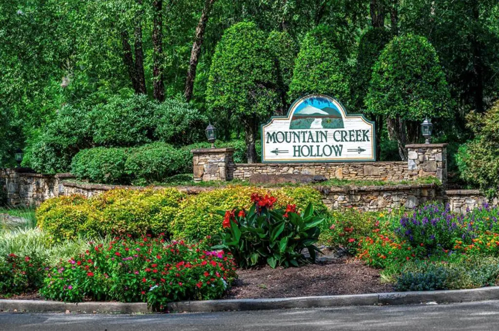 74 Grizzle Court, Ellijay, GA 30540 - Image #1