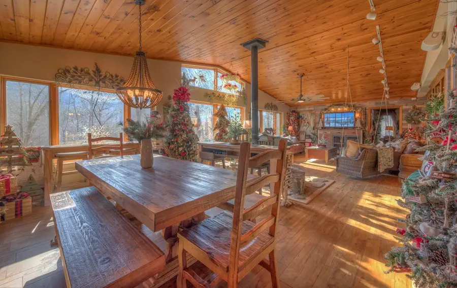 2875 Hickory Cove Lane, Hiawassee, GA 30546 - Image #3