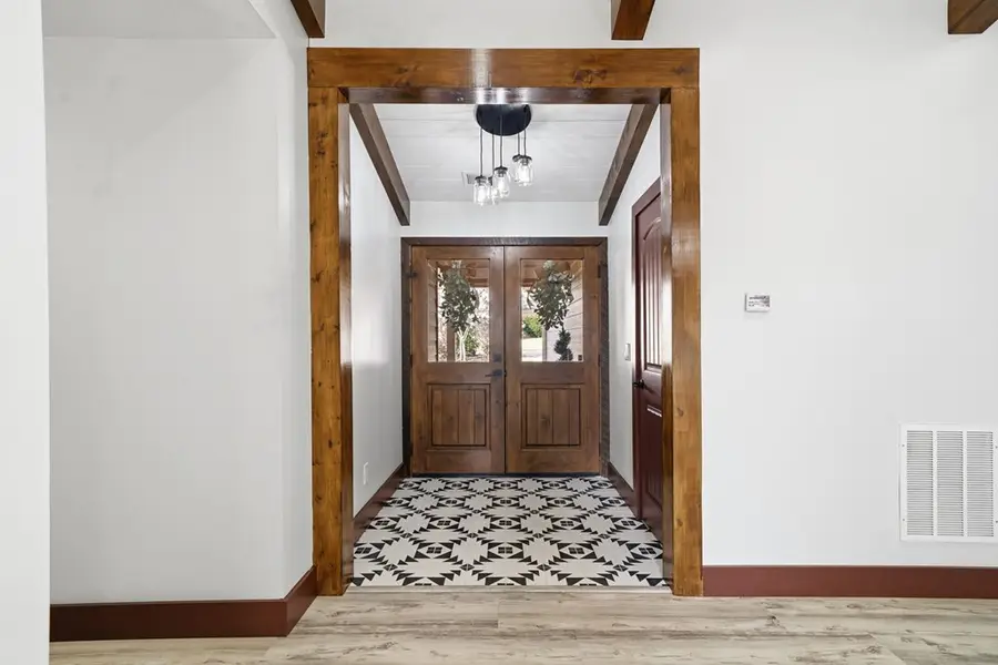 18 Arbor Hills Road N, Talking Rock, GA 30175 - Image #2