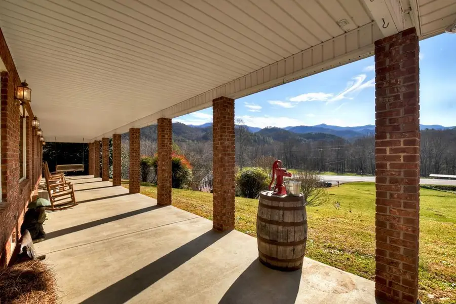 45 Sulpher Ln, Valleytown, NC 28906 - Image #2