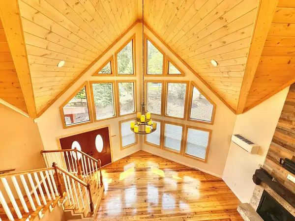 1466 Newport Drive, Ellijay, GA 30540