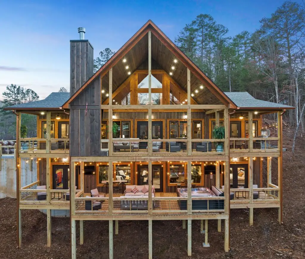 241 East Shalom Court, Blue Ridge, GA 30513 - Image #1