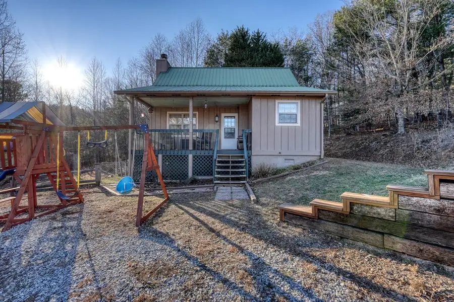 531 Wikle Road, Hayesville, NC 28904 - Image #3
