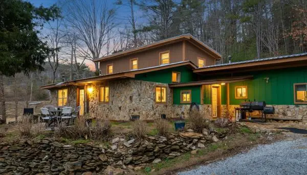 39 Shady Creek Ridge, Marble, NC 28905