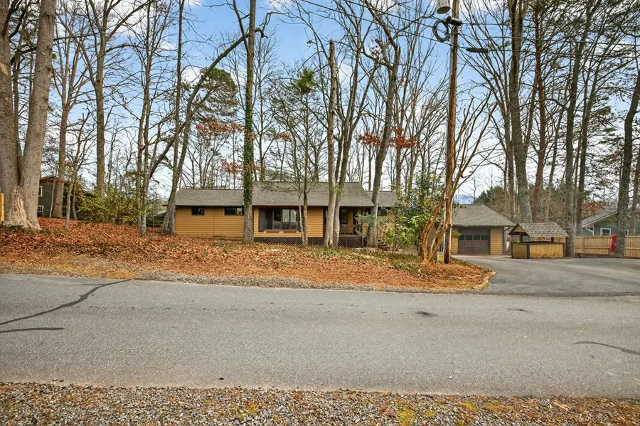 951 Mcclure Drive, Hayesville, NC 28904 - Image #3