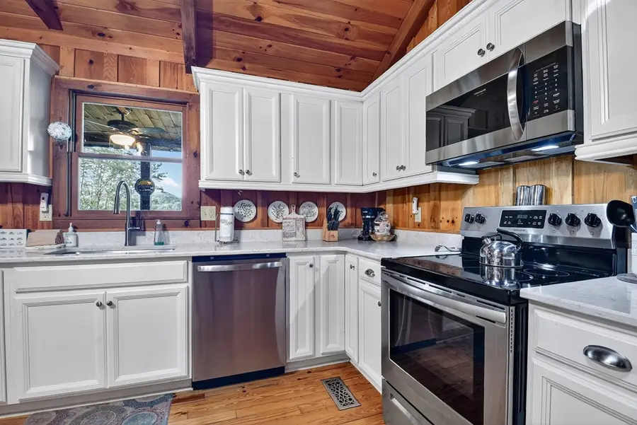 421 Salem Valley Road, Mineral Bluff, GA 30559 - Image #3