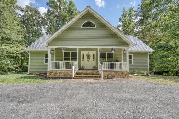 215 Rhodemont Trail, Hayesville, NC 28904