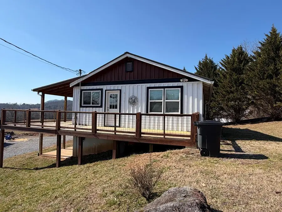 337 Fires Creek Road, Hayesville, NC 28904 - #2