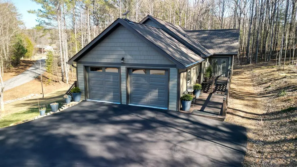 105 Loftis Mountain Road, Blairsville, GA 30512 - Image #1
