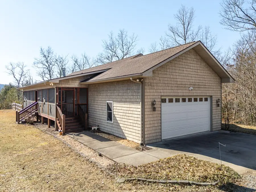 2923 Upper Peachtree Road, Murphy, NC 28906 - #2