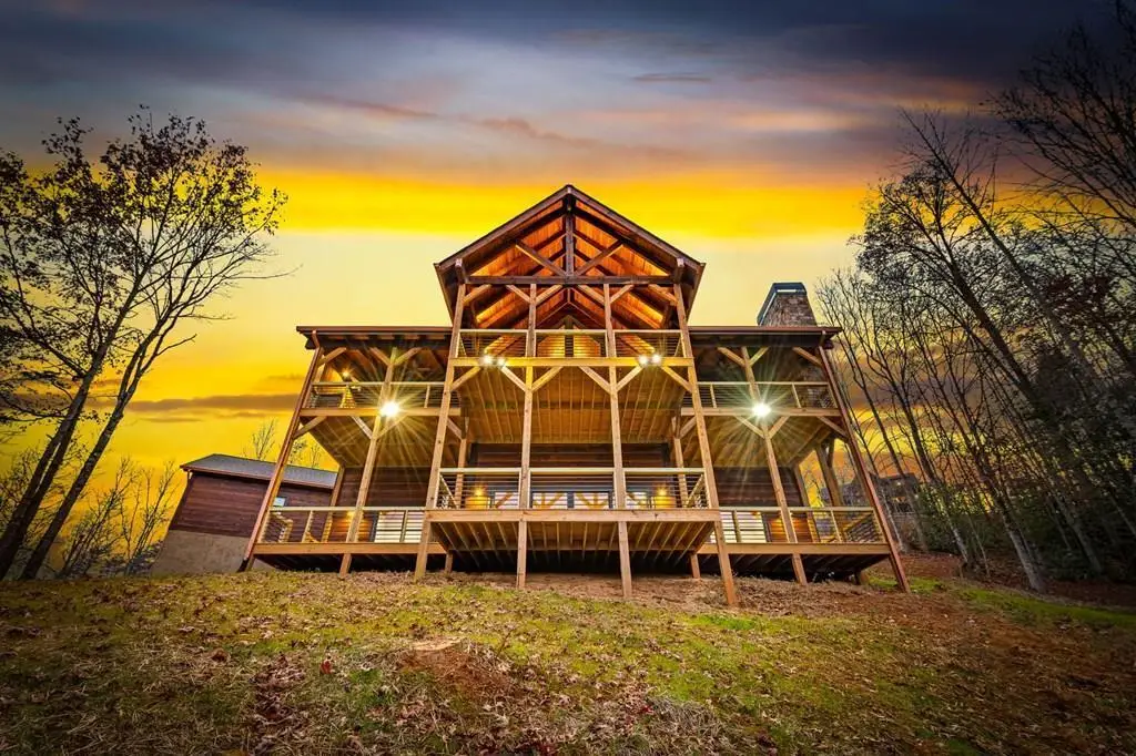 290 Weaver Creek Overlook, Blue Ridge, GA 30513 - #1