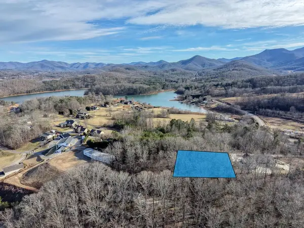 41 Hidden Fields Road, Hiawassee, GA 30546