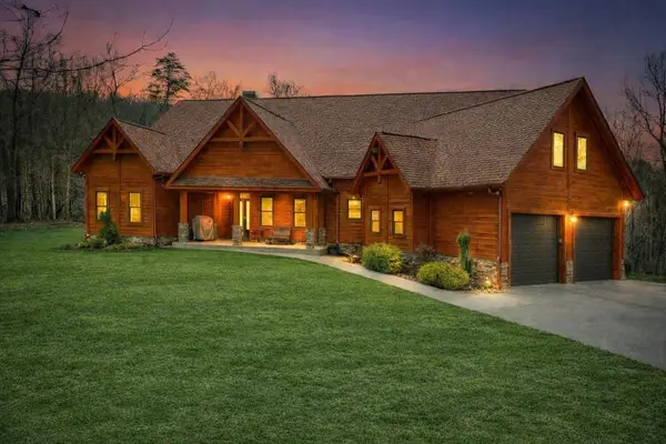 1950 Saint Andrews Way, Ellijay, GA 30536