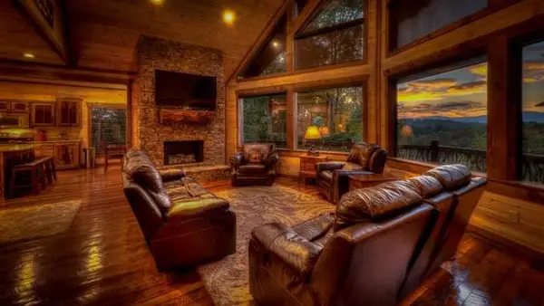 348 Lookout Trail, Mineral Bluff, GA 30559