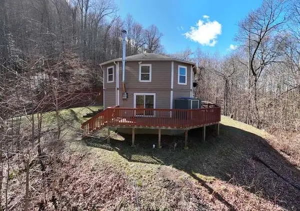 217 Beaver Pond Drive, Murphy, NC 28906