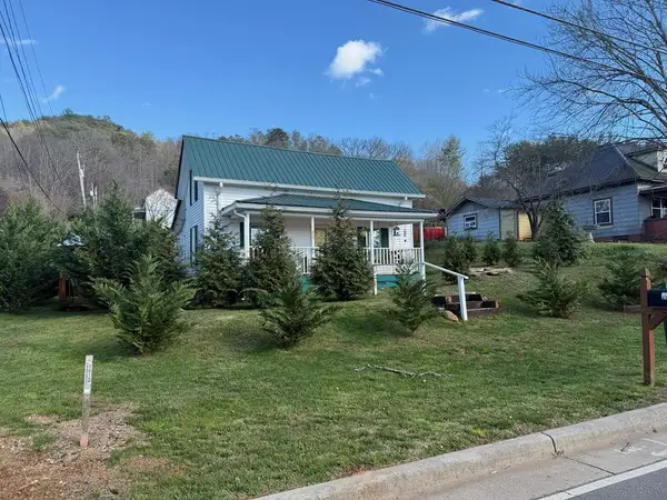 215 Bristol Avenue, Andrews, NC 28906