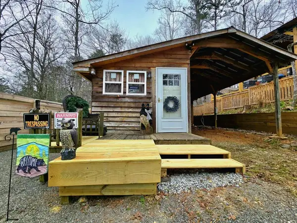 78 21st Street, Ellijay, GA 30540