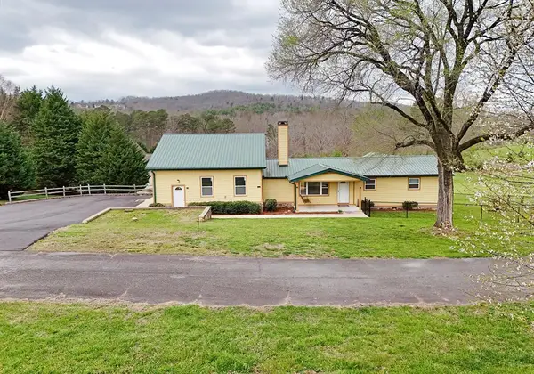 252 Dixie Drive, Blairsville, GA 30512